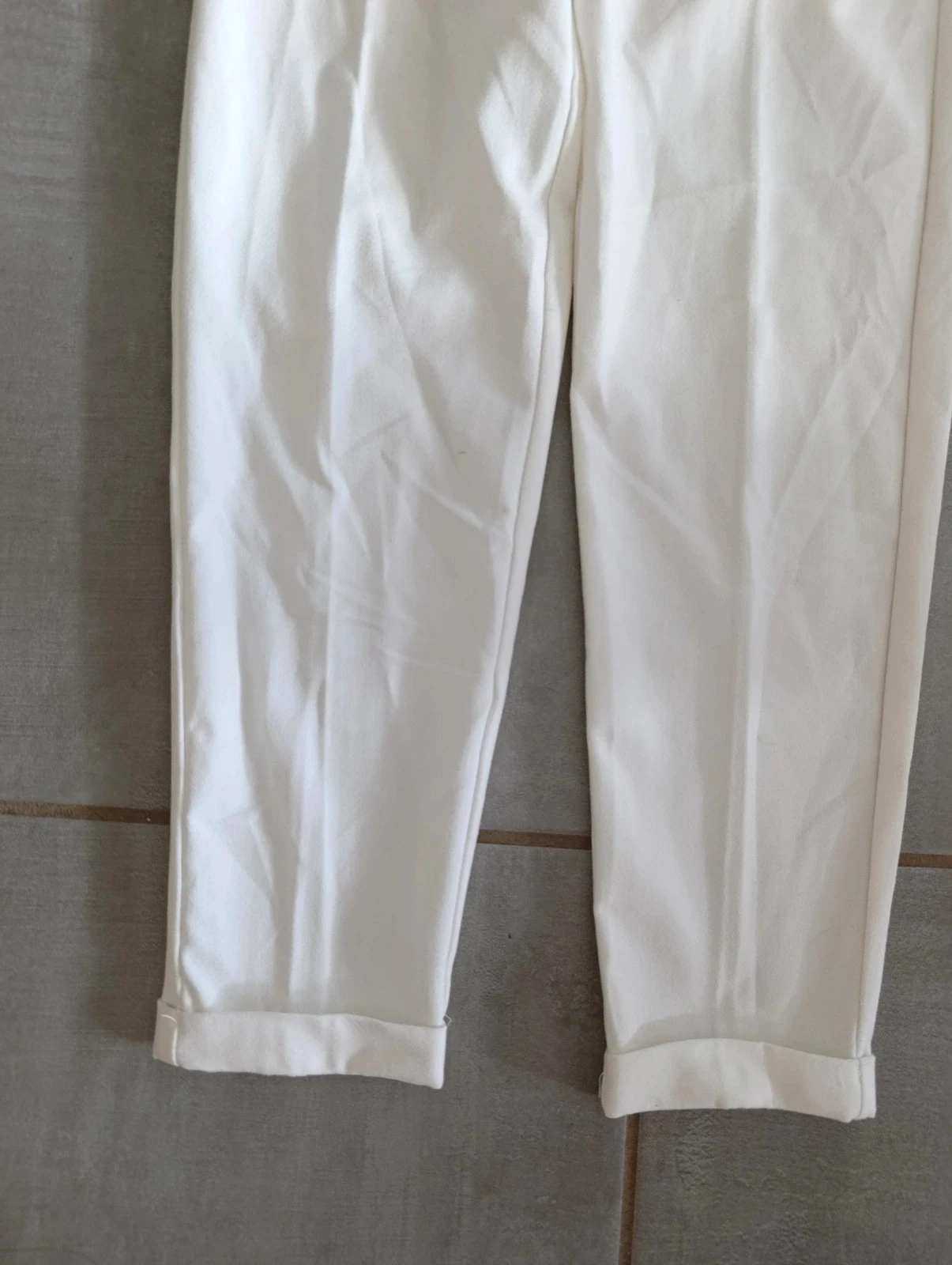 Bershka off-white trousers XS – elastic waist – comfortable – photo 2